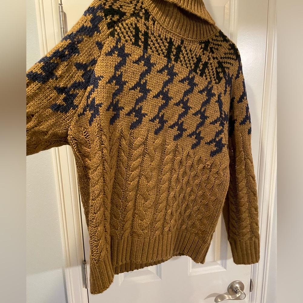 Turtleneck cable knit sweater